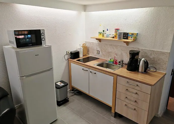 公寓 Quiet Little House With Seperate Entrance